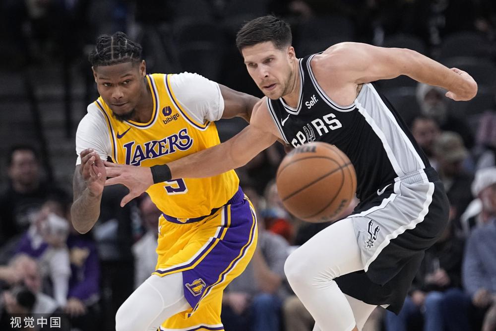 场比赛中稍 场比赛中稍