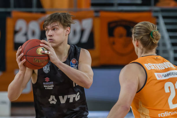 大量观众的 大量观众的