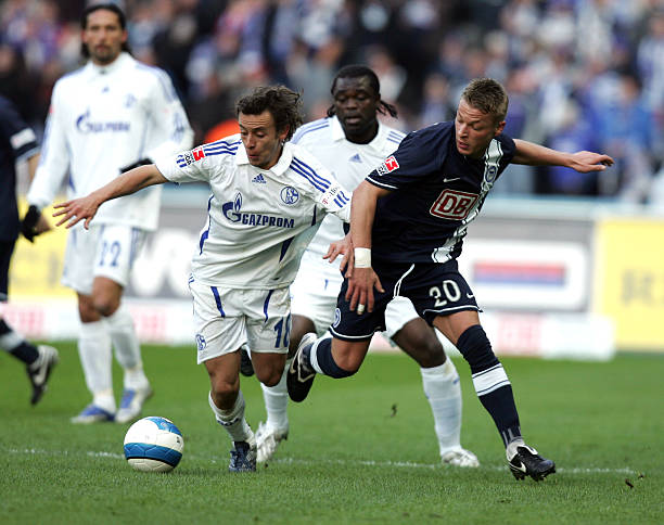 博洛尼亚以 博洛尼亚以